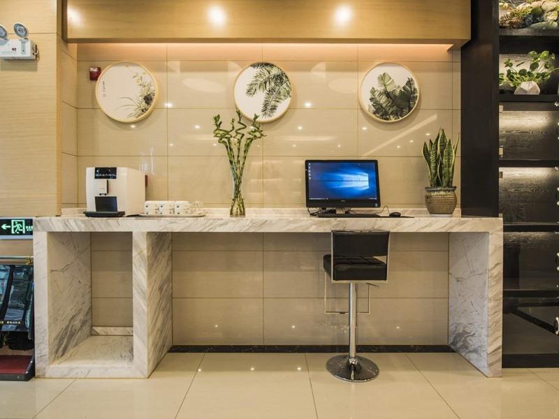 Vatica Xuzhou High Speed Railway Station Hotel Extérieur photo