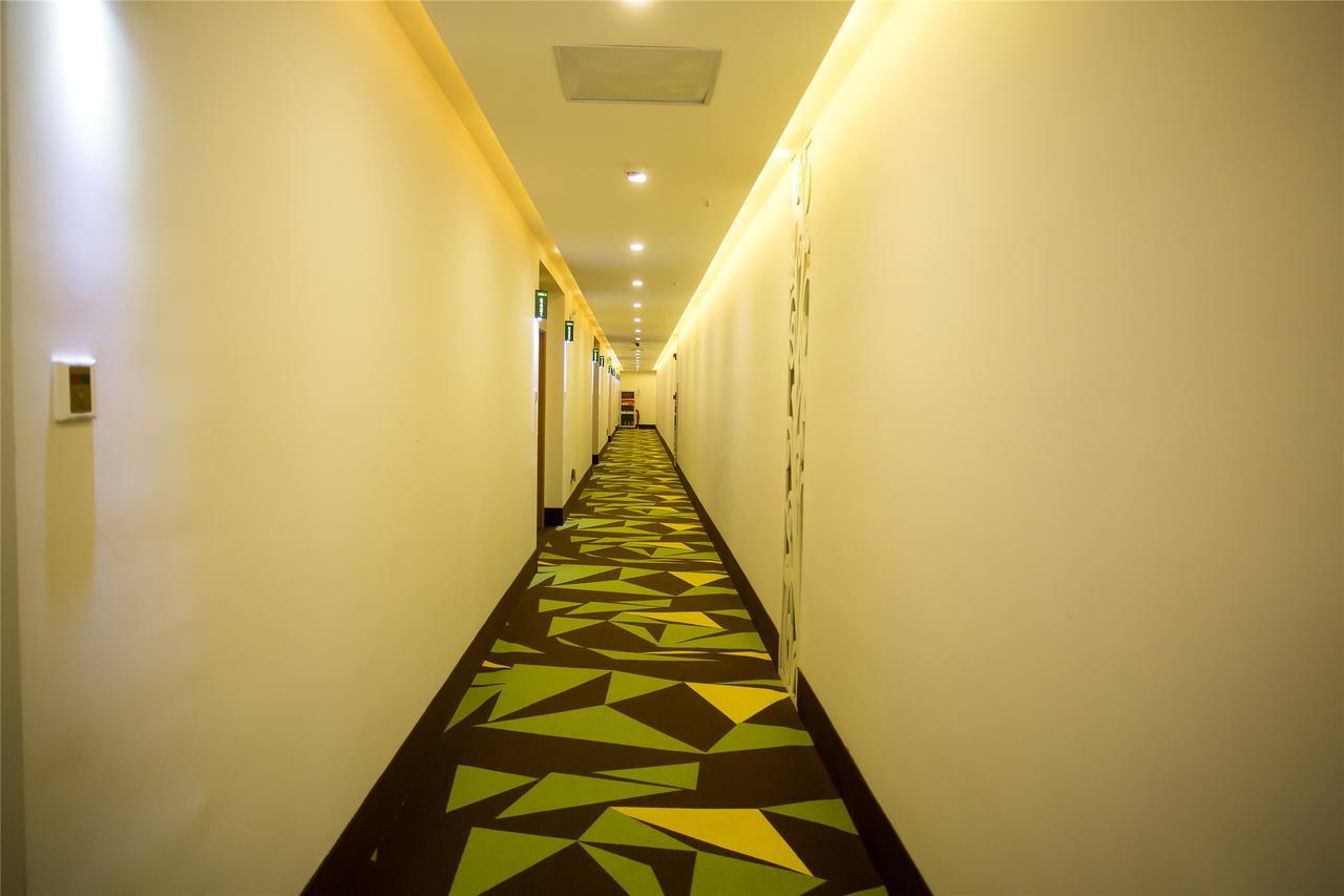 Vatica Xuzhou High Speed Railway Station Hotel Extérieur photo